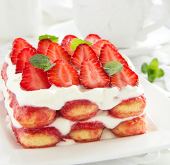 Strawberry Tiramisu